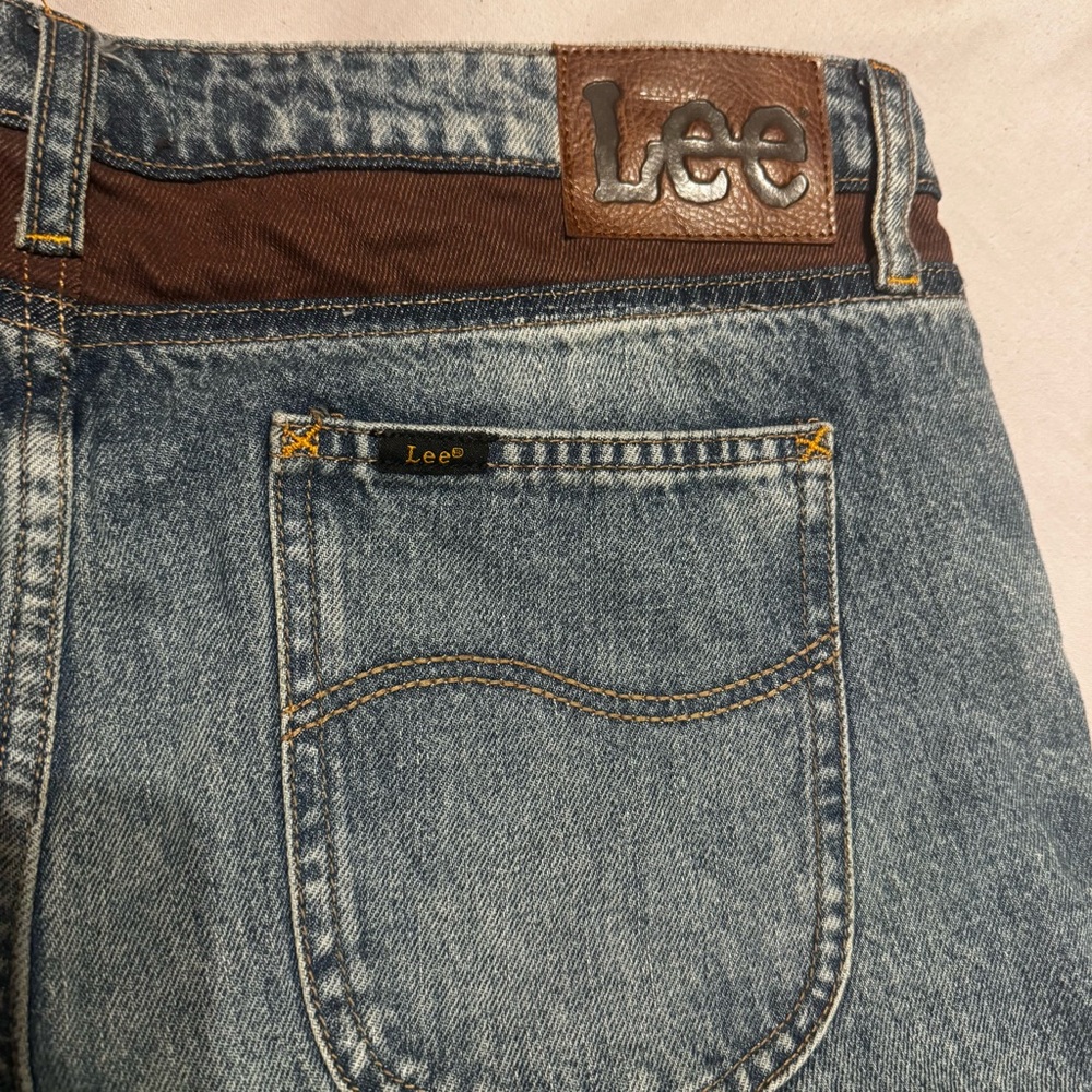 Lee x Forever 21 Men’s Denim Cut Off Shorts Vintage Look Raw Hem Size 33